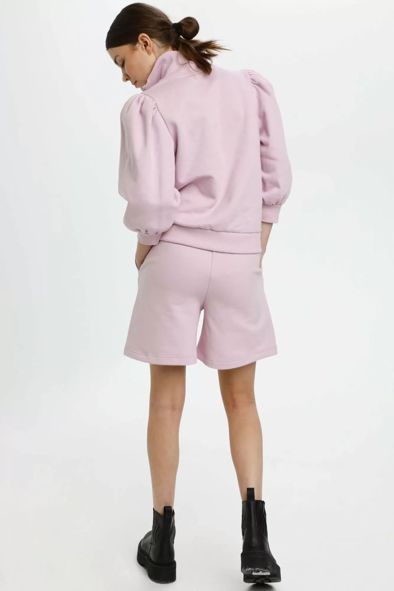 Gestuz Shorts>Nankitagz Hw Shorts Fragrant Lilac